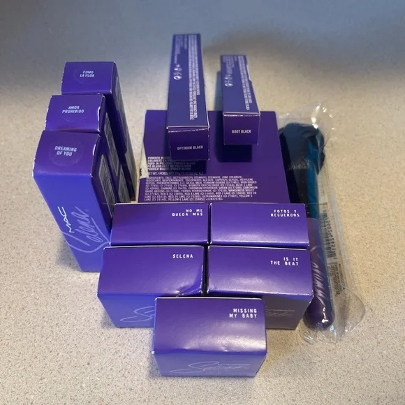 12 Piece New and Unused Selena by MAC Collection
